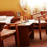 Jan Hotel 2*