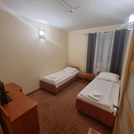 Jan Hotel 2*